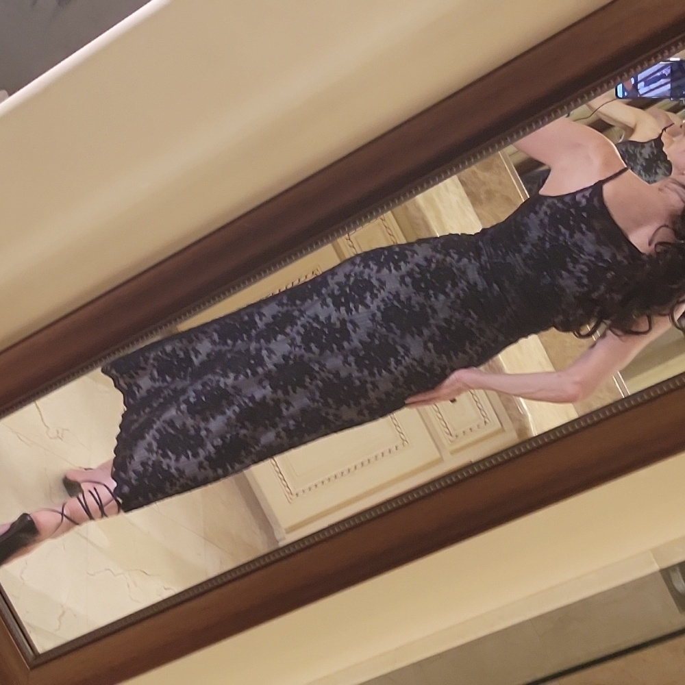 Hugo Buscati Elegant Black Lace Midi Dress, XS - Picture 11 of 16